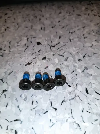 Tornillo para Patineta X9